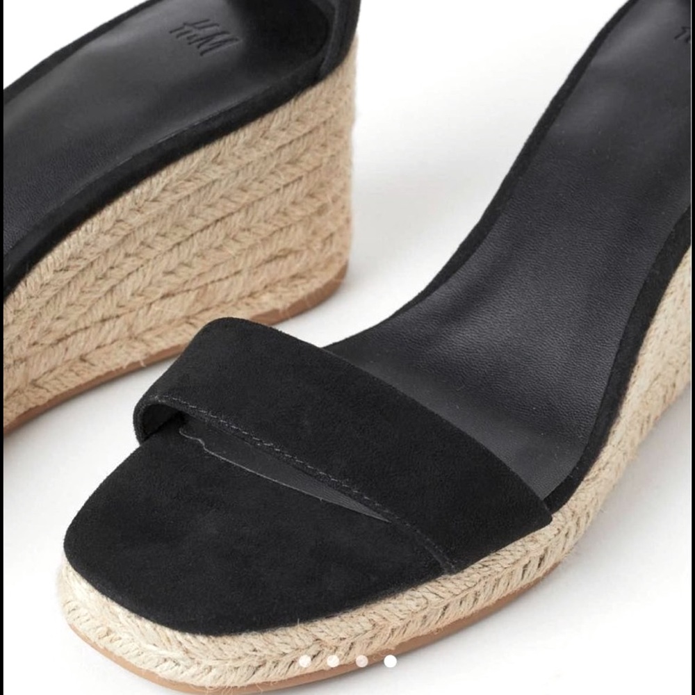 Sandal wedge shoes